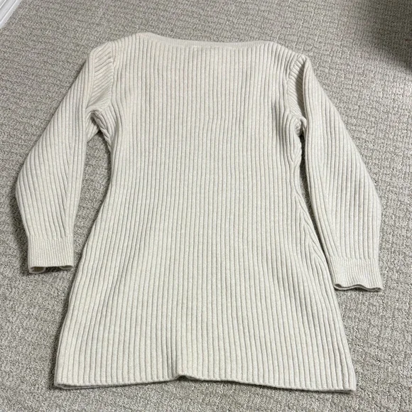 H&M Cream Ribbed Crew Neck Sweater - Picture 6 of 6